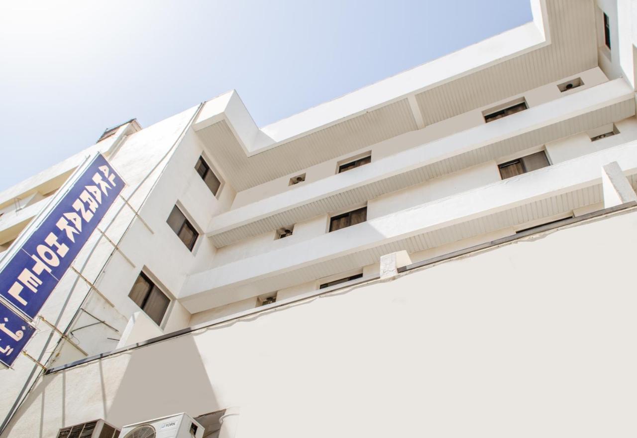 Al Karnak Hotel Dubai Dış mekan fotoğraf