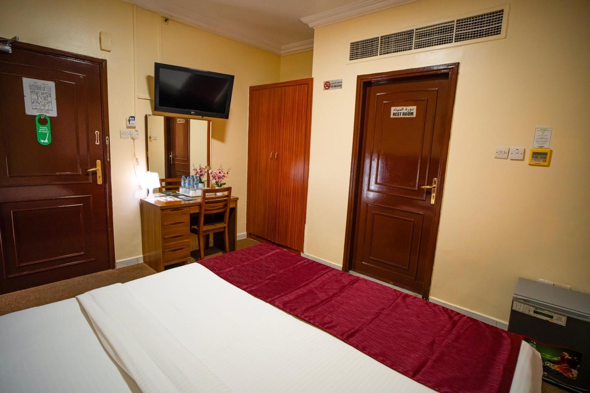 Al Karnak Hotel Dubai Dış mekan fotoğraf