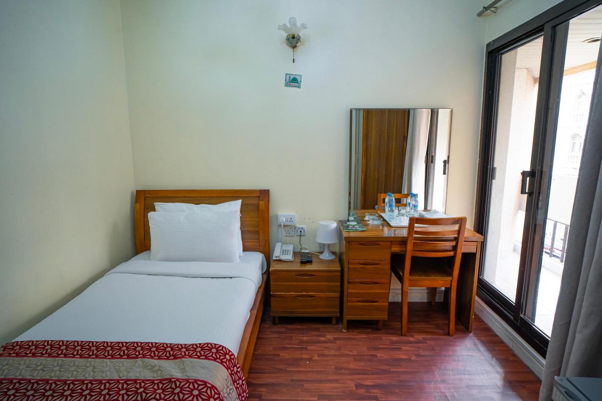 Al Karnak Hotel Dubai Dış mekan fotoğraf