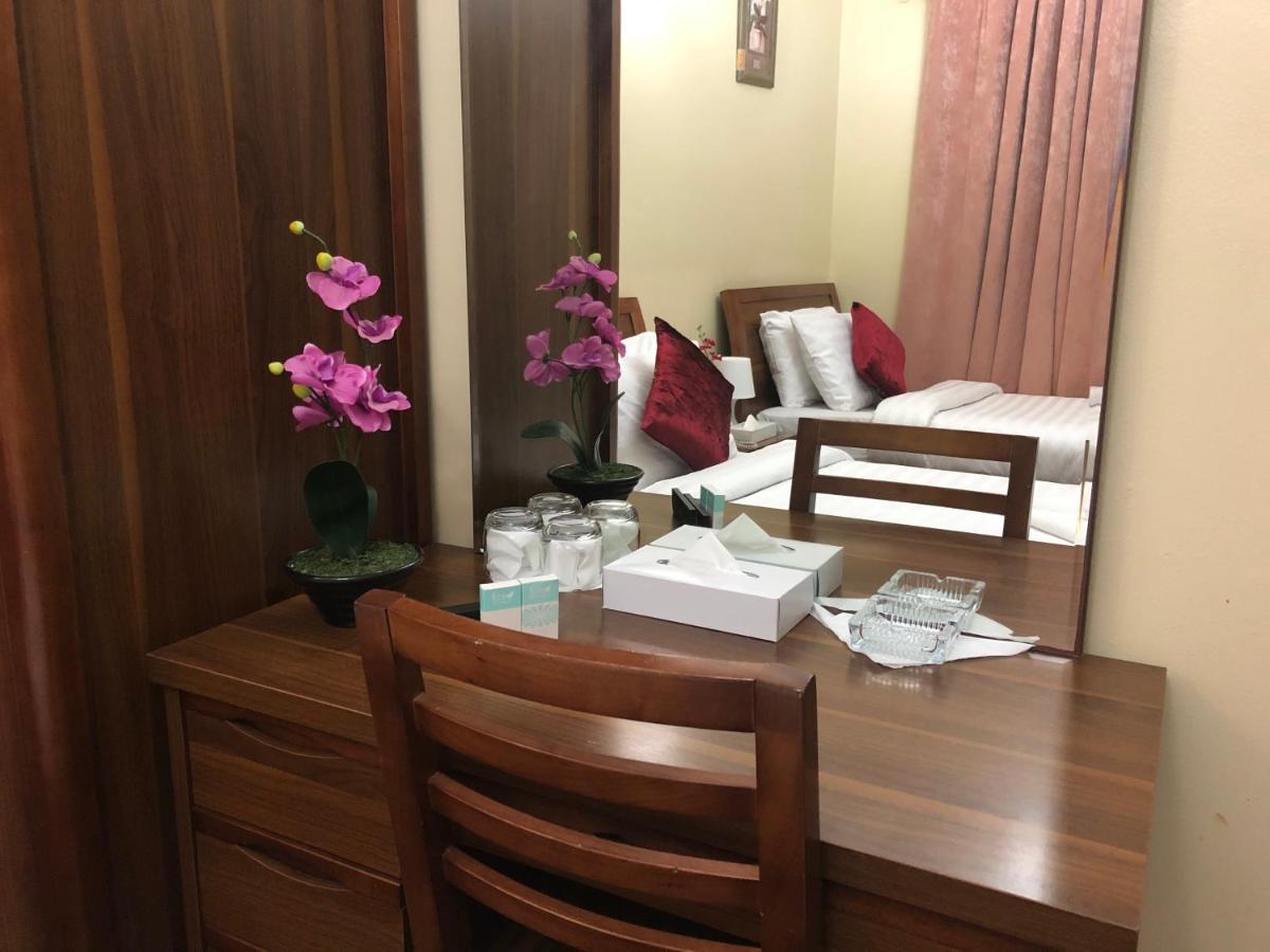 Al Karnak Hotel Dubai Dış mekan fotoğraf